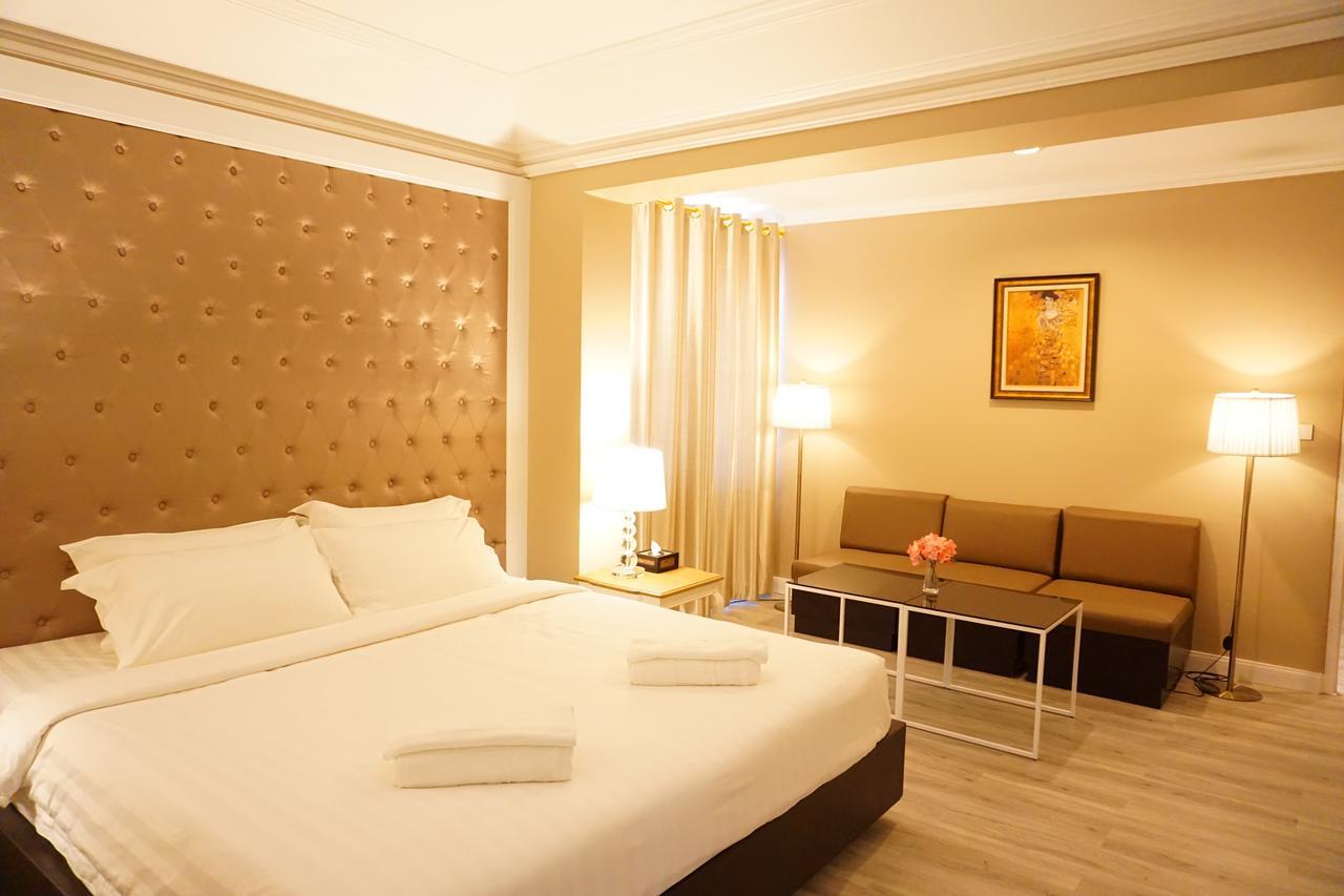 Taris Art Hotel Phrae Exterior foto