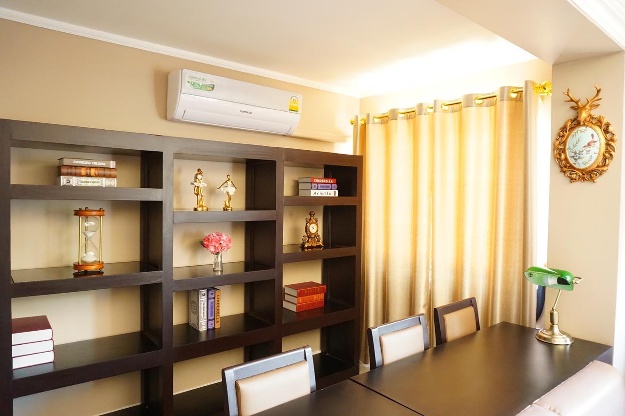 Taris Art Hotel Phrae Exterior foto
