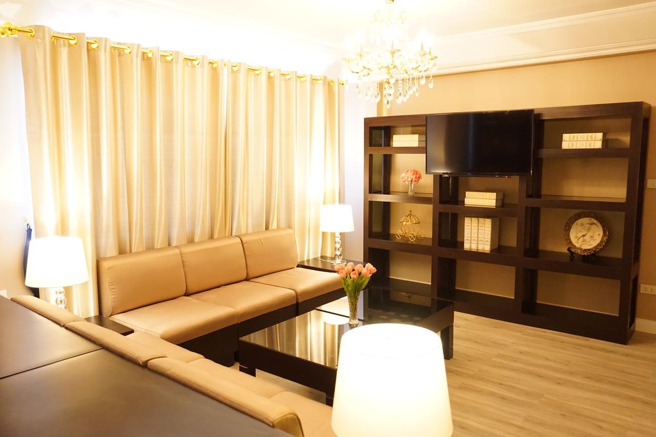 Taris Art Hotel Phrae Exterior foto